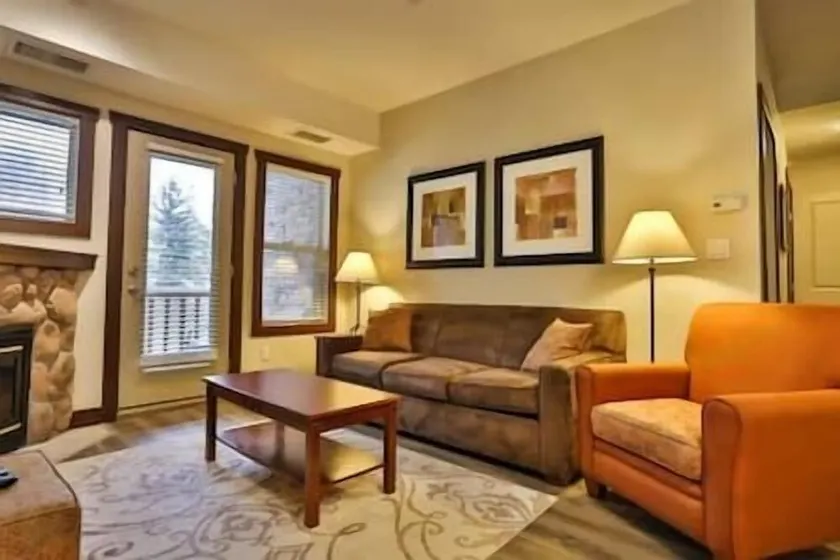 1 BDRM / King / AC / Hot Tub & Pool - Image 1