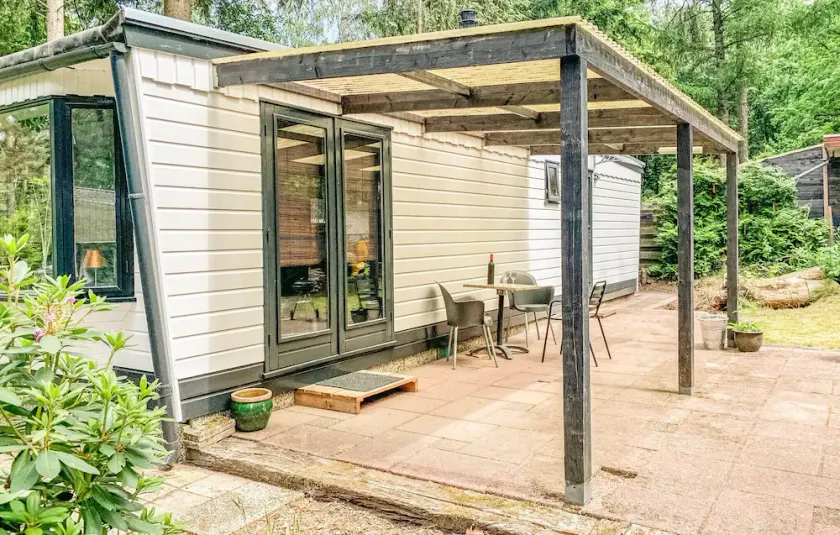 Pet friendly (sta)caravan - Image 1