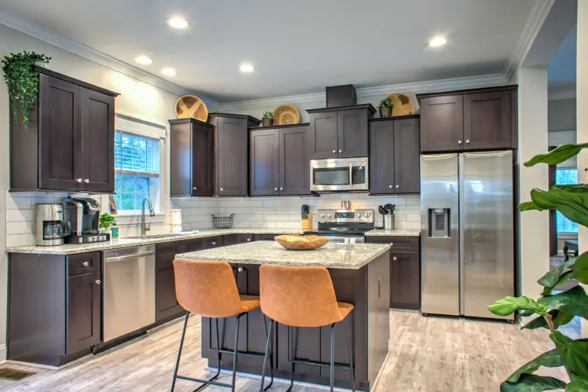 Pineview Bungalow | Pet-Friendly, EV Charging & Modern Comfort Near Asheville - Image 1