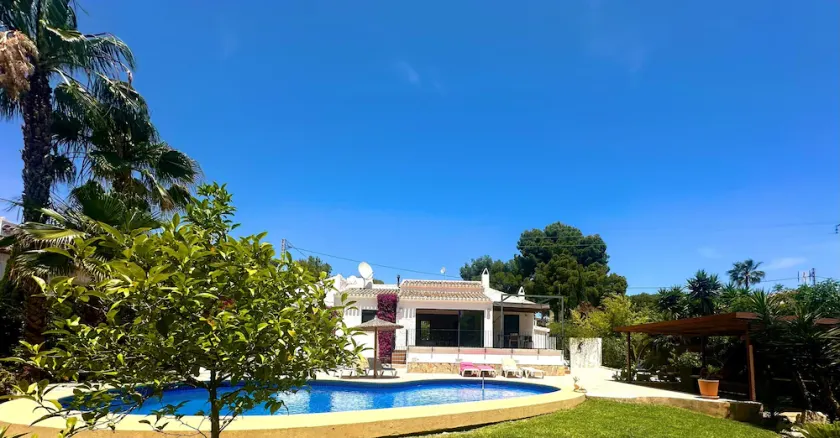 Villa mit großem privatem Pool 12x8 am Meer und mit Blick auf die Natur - 6p - Image 1