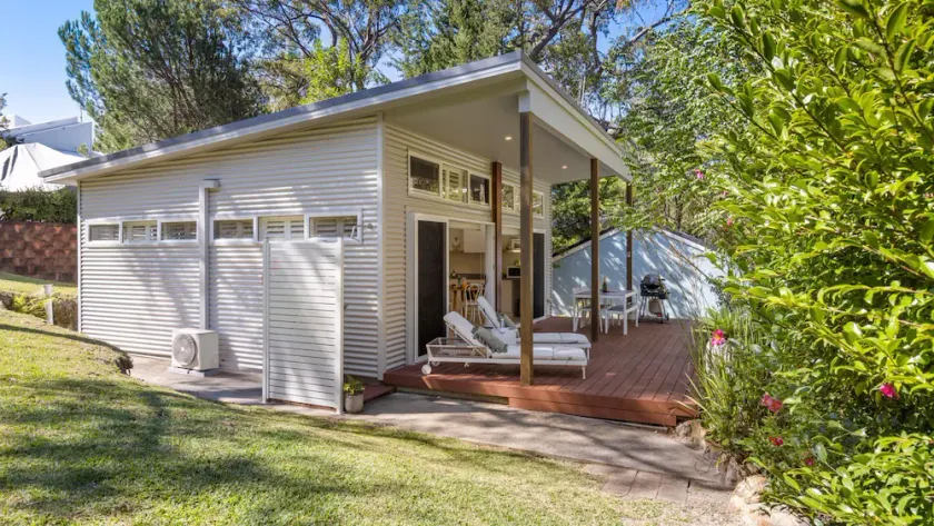 Studio By The Bay - Image 1