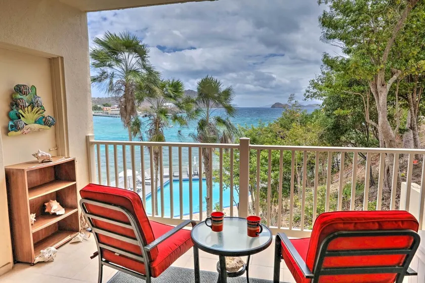 ¡Nuevo! Ocean View Saint Thomas Condo, a pie de playa! - Image 1