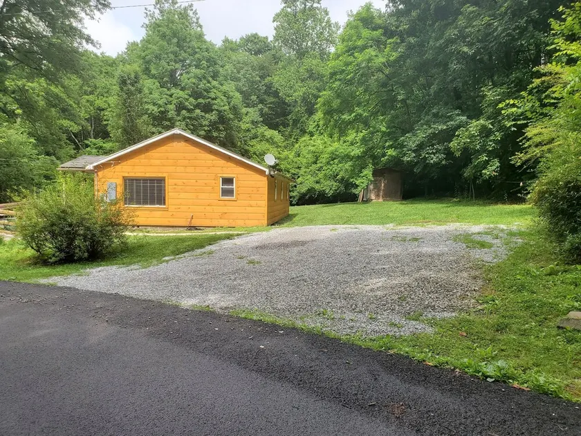Brand New Log Cabin - Image 1