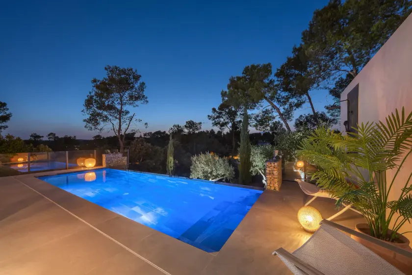 Superb villa-infinity pool-sauna-gym - 20min from Montpellier and beaches - Image 1