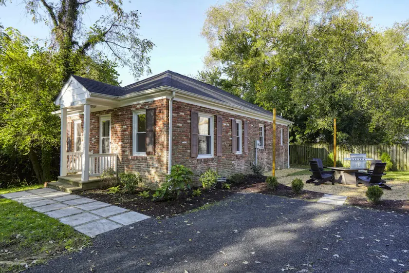 Adorable two-bedroom retreat close to Easton, Denton, Centreville - Image 1