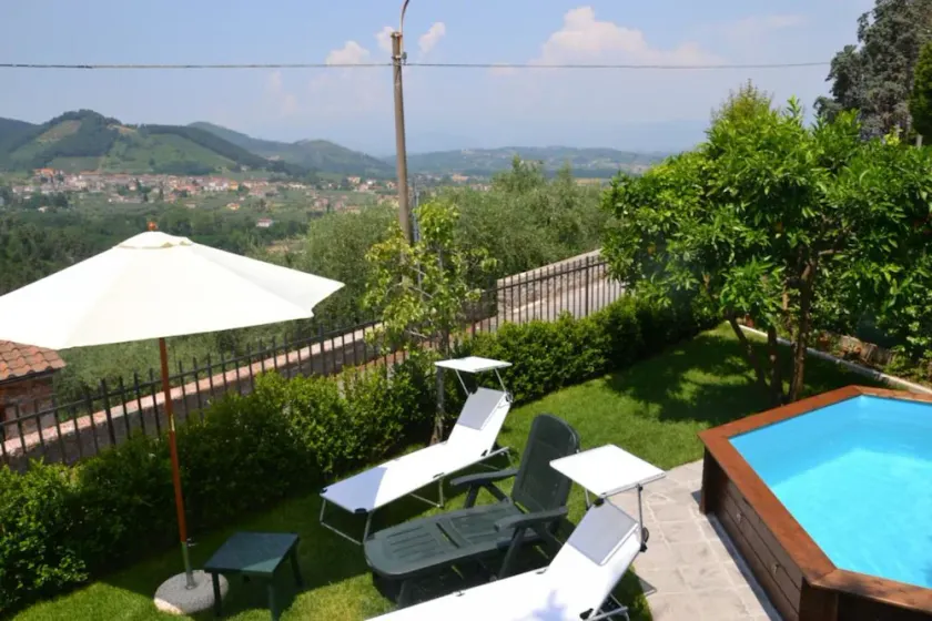 Porzione di casale in pietra, piscina esclusiva, fantastica terrazza panoramica sulla valle, wifi - Image 1