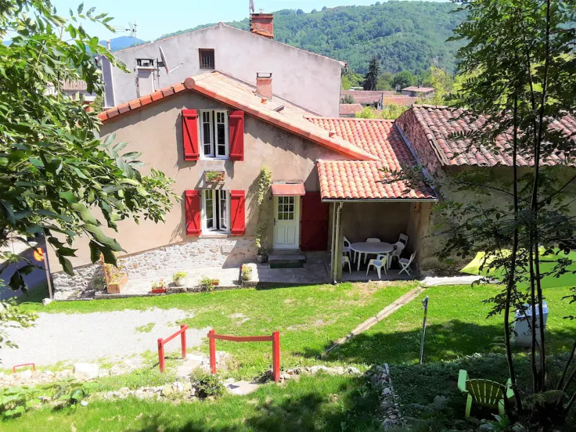 le Bouvreuil 9pers Seuls Occupants Possibilite Espace spa et Salle Fitness - Image 1