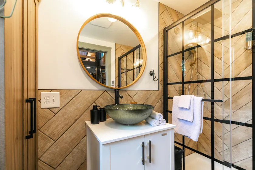 Tiny house with private Hot Tub - Image 1