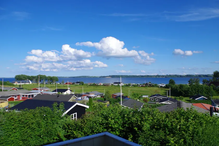 180° sea view, close to the beach, 6 pers./3 rooms, WLAN, all year round, fenced garden - Image 1