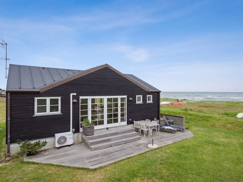 \"Dory\" - 30m from the sea by Interhome - Image 1