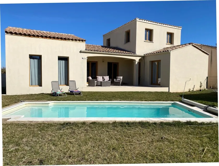 Villa Fleury, Modern Family Villa, Sleeps 6. Private Pool. 10 mins from Beach - Image 1