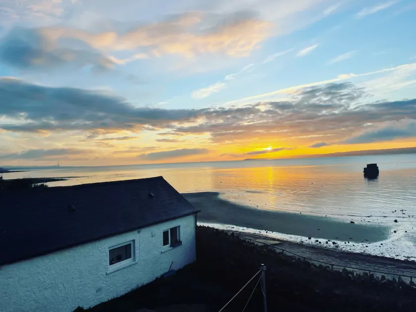 Stay beside the  sea - Coastguard Boathouse - self contained cottage. - Image 1
