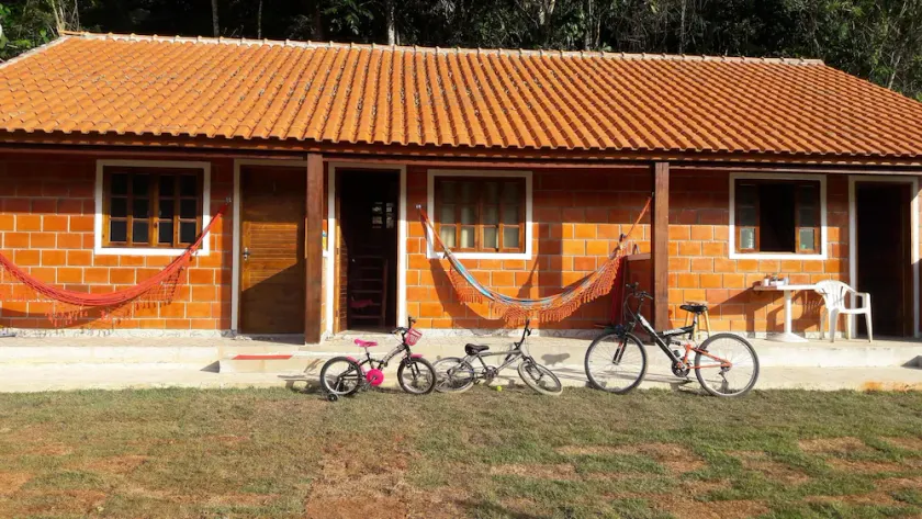 Enjoy nature in a chalet with a pool, just 200m from the best beach in Ubatuba. - Image 1