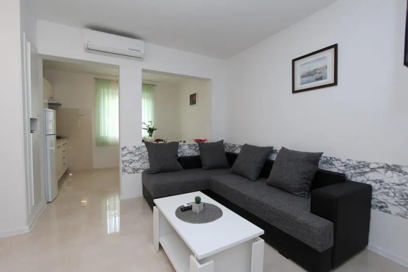 Apartamento com 2 Quartos PALAZIOL - Image 1