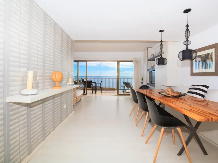 Elegance Apartment - Image 1