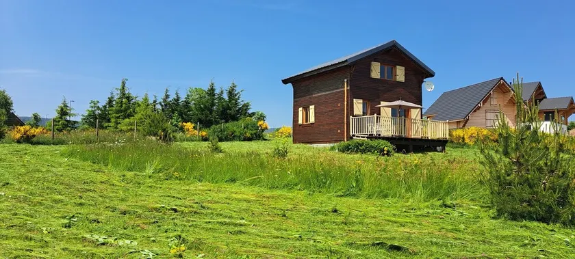 Chalet en bois tout confort - Image 1