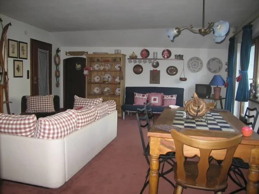 LOFT, WITH BEAUTIFUL VIEW,  A FEW STEPS FROM THE SKI SLOPES IN THE ANCIENT HEART OF KITZBÜHEL. - Image 1