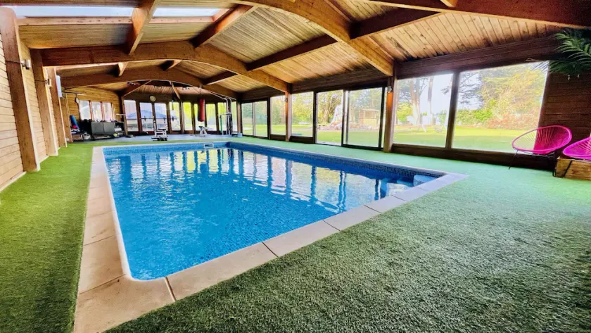 Casa grande, piscina cubierta. Capacidad para 17 personas, cerca de la playa West Wittering - Image 1