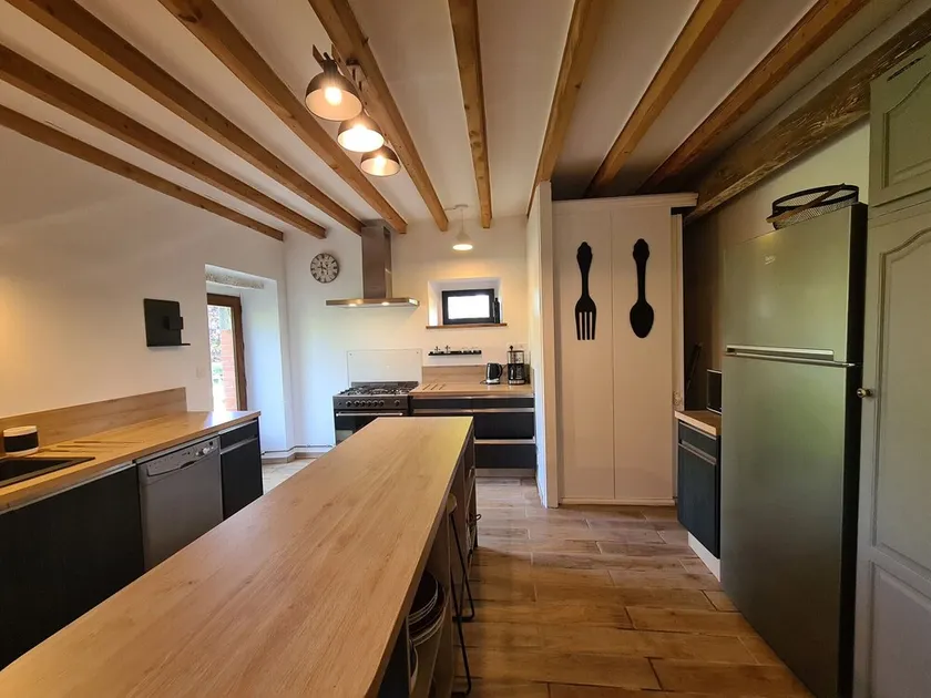 Idyllic Farmhouse Retreat with Private Pool, Fishing Pond, and Family Amenities in Berry - Image 1