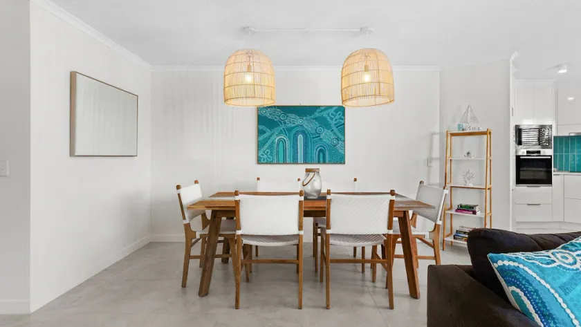 6 Parkshores Sunshine Location Location Location 100m to beach access - Image 1
