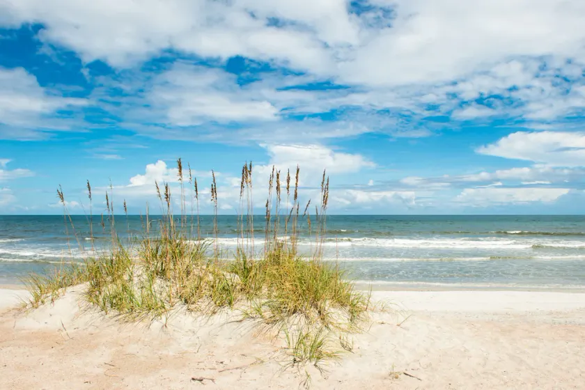 2 Bed/2.5 Bath Townhome In Gorgeous Timeless Amelia Island Steps from the Beach - Image 1