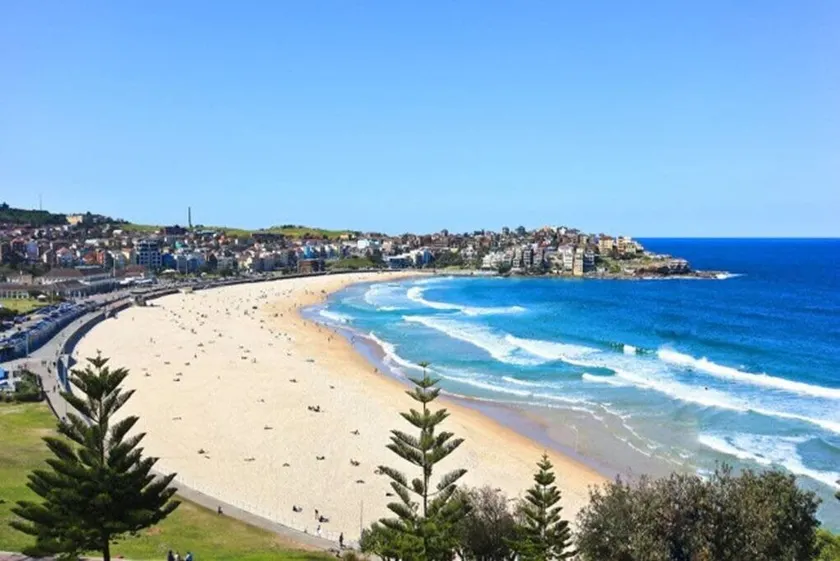Beachfront Serenity Bondi Beach - Image 1