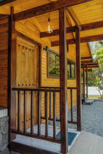Cabinas El Quetzal - Image 1