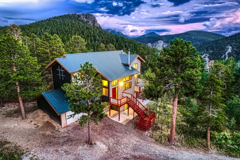 Mountainview Retreat - Image 1