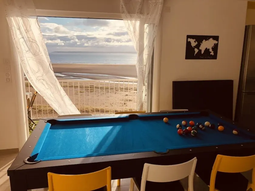 \"ENVIES D'AILLEURS\" APARTMENT WITH OCEAN VIEW - Image 1