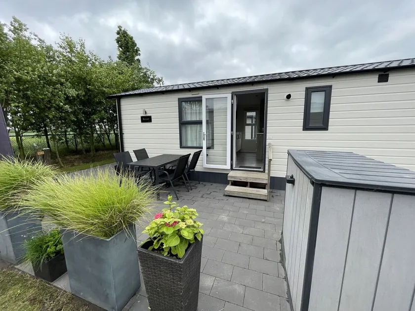 NV 1243 - Beach Resort Nieuwvliet Bad - Image 1