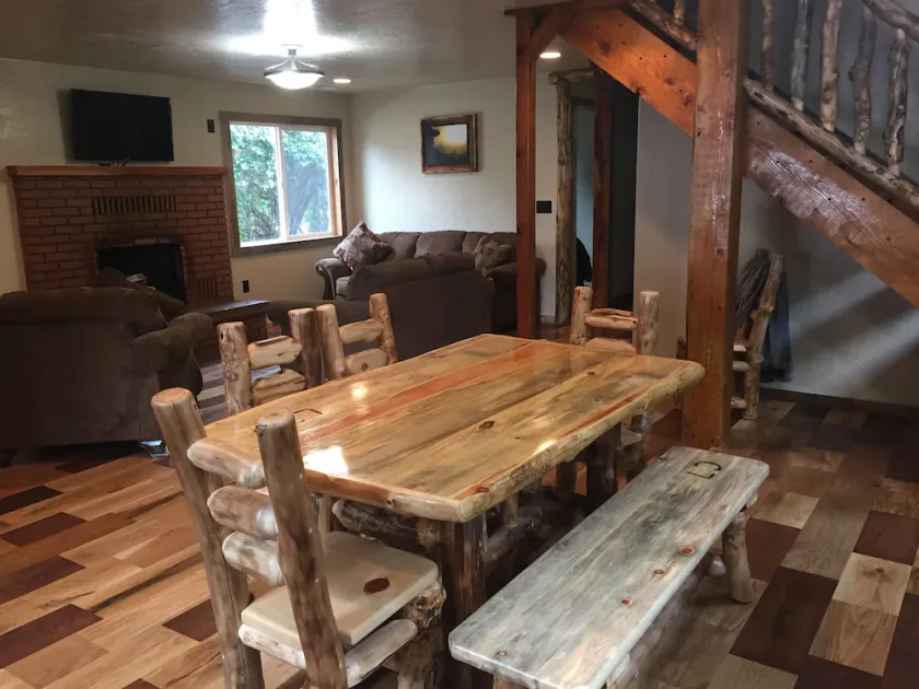 Cowboys Sunset Retreat - Image 1
