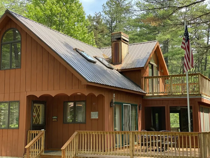 Cozy cabin with hot tub in a peaceful setting!  - Image 1