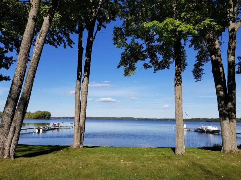 Douglas Lake  - Lakeside Cabin Living - Image 1
