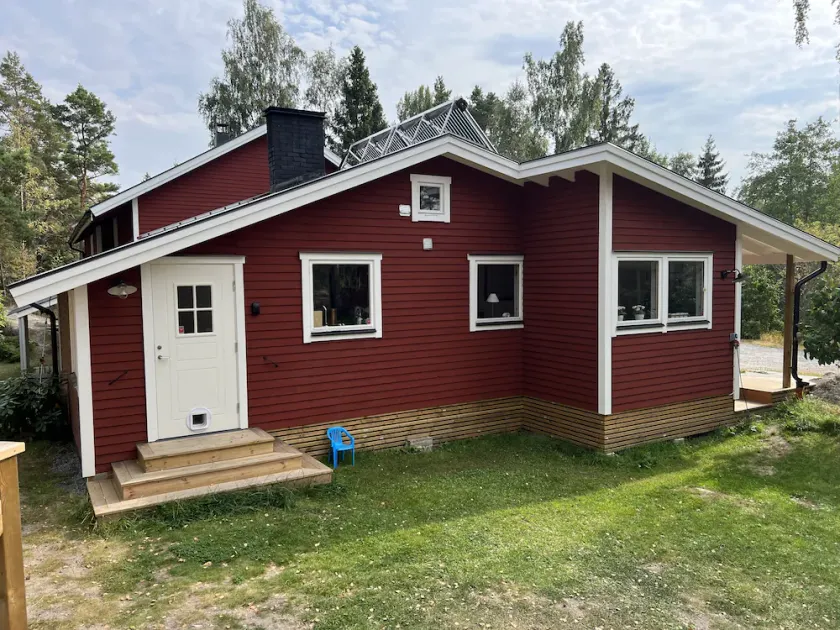 House on Ingarö, close to nature, lake and sea, family-friendly environment - Image 1