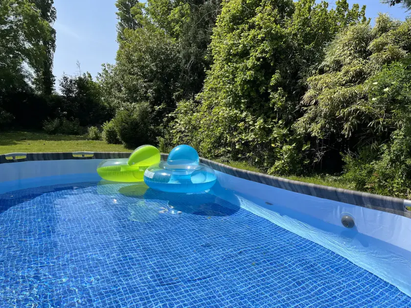 4 km from the sea, swimming pool, spa, bicycles, garden, river - Image 1