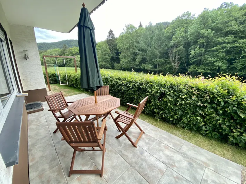 beautiful, very quiet apartment with terrace - Image 1