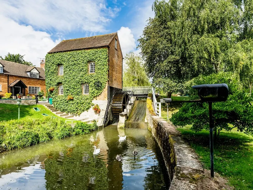 Grafton Mill, GRAFTON FLYFORD - Image 1