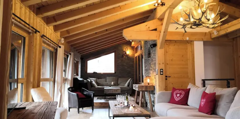 Large chalet-style duplex in Peisey-Vallandry / Les Arcs with terraces and sauna - Image 1