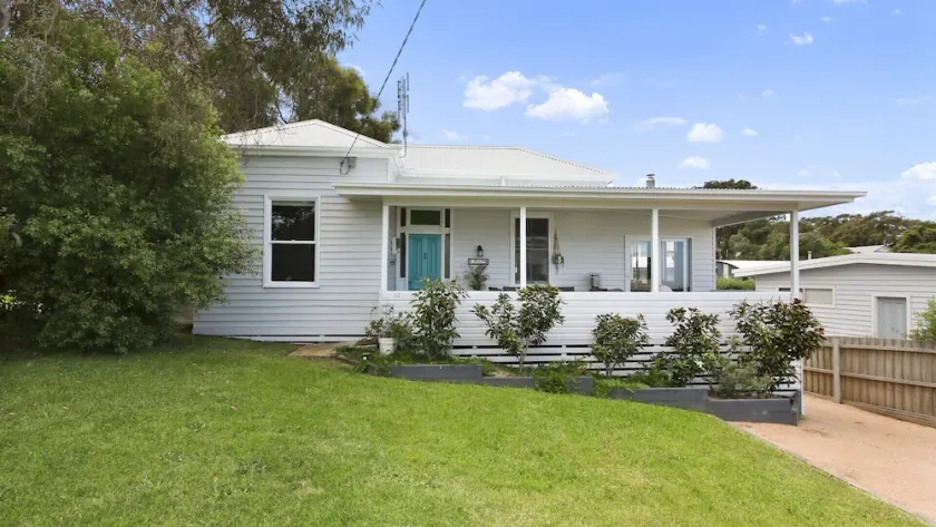 Howitt House | Central Metung Village Retreat - Image 1