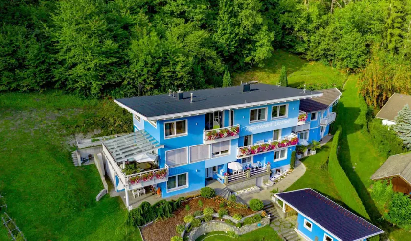 Holiday apartment In a quiet and sunny slope - Image 1