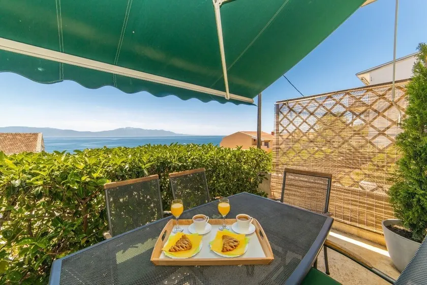 Apartments Horizont - 150m from beach - Image 1