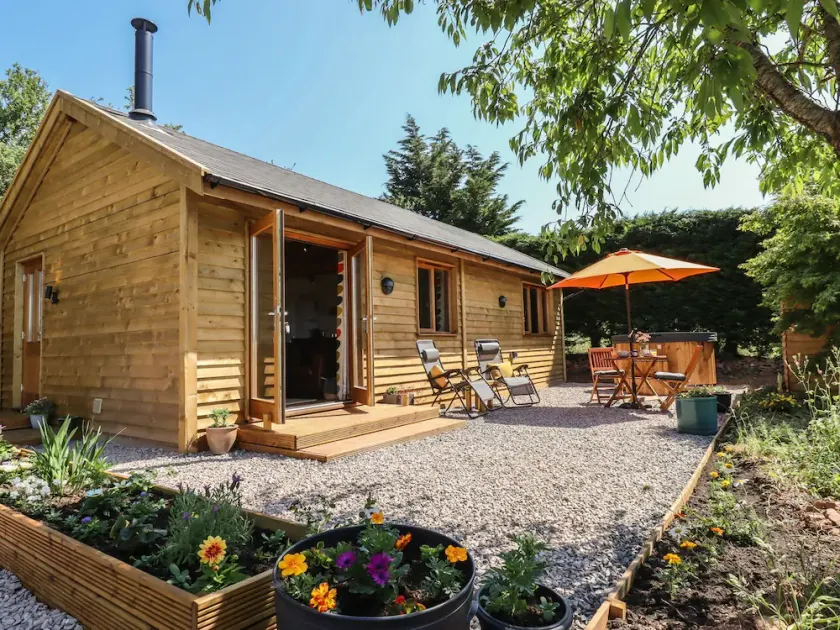 Nelli Lodge at Mile End - Image 1