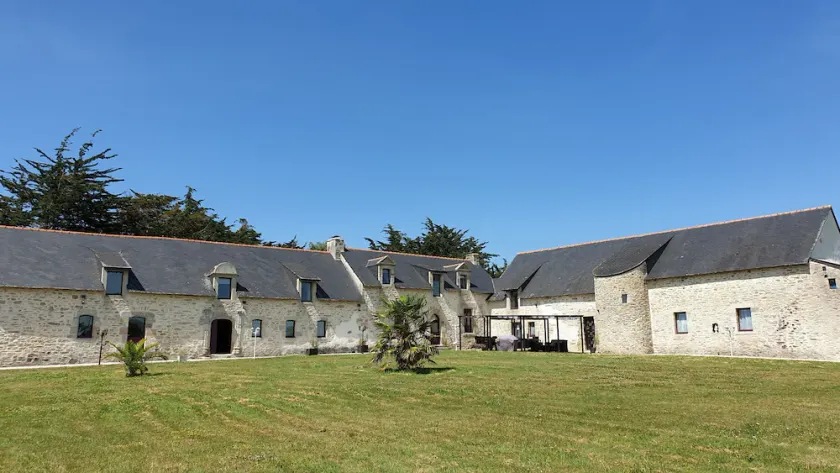 Beau Manoir du  14e S -Bretagne-Morbihan-SURZUR  - le colombier de kerguezec - Image 1