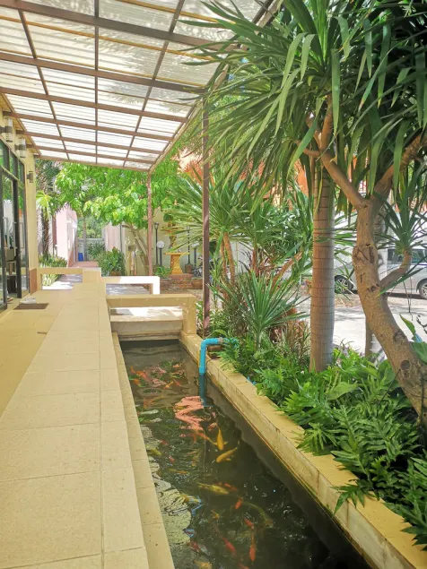 The Wonders Hotel - Image 1