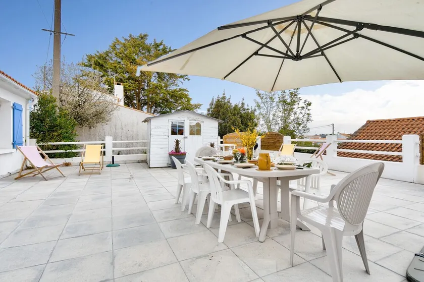 House in Barbâtre for 12 - 450m from the beach - Image 1