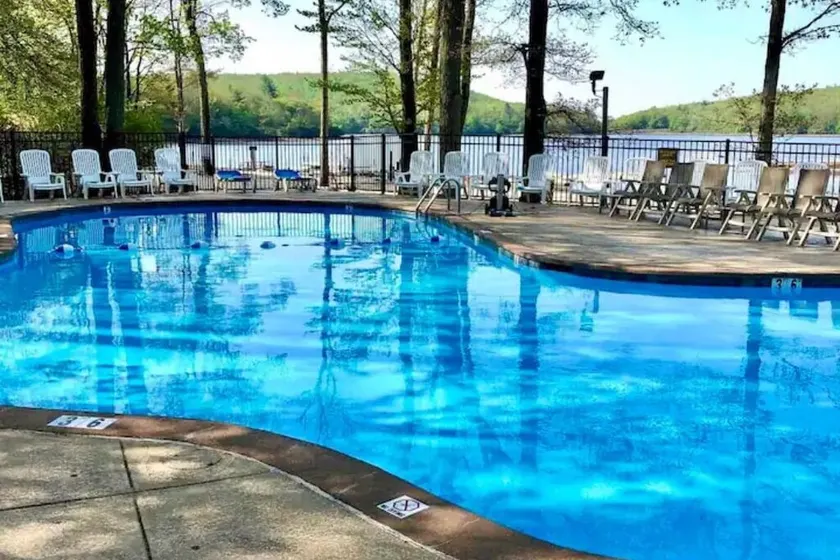 Lux Spa Retreat w/ Saunas, Lake Club, Fire Pit, Game Rooms, King Beds & Hot Tub - Image 1