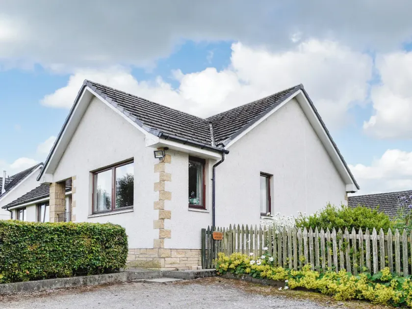 4 værelses bolig i Spittalfield, nr Dunkeld - Image 1