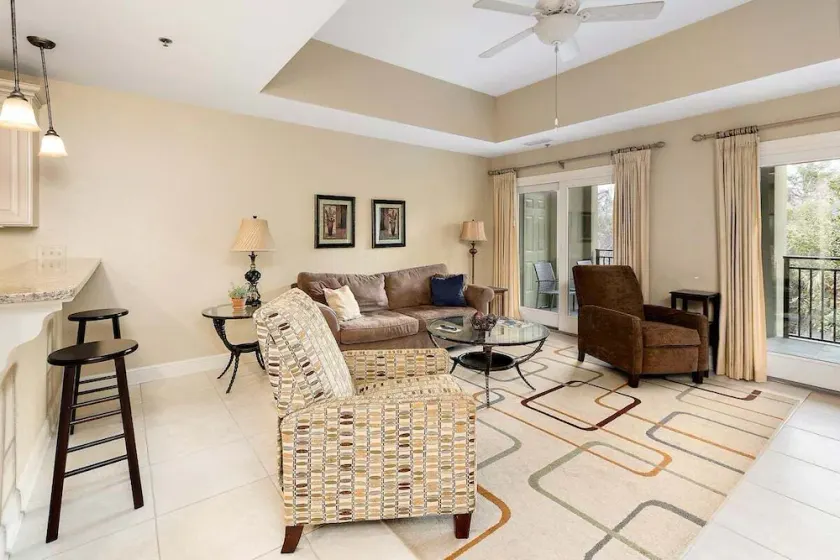 Half a Mile to the Pier and Village! - Image 1