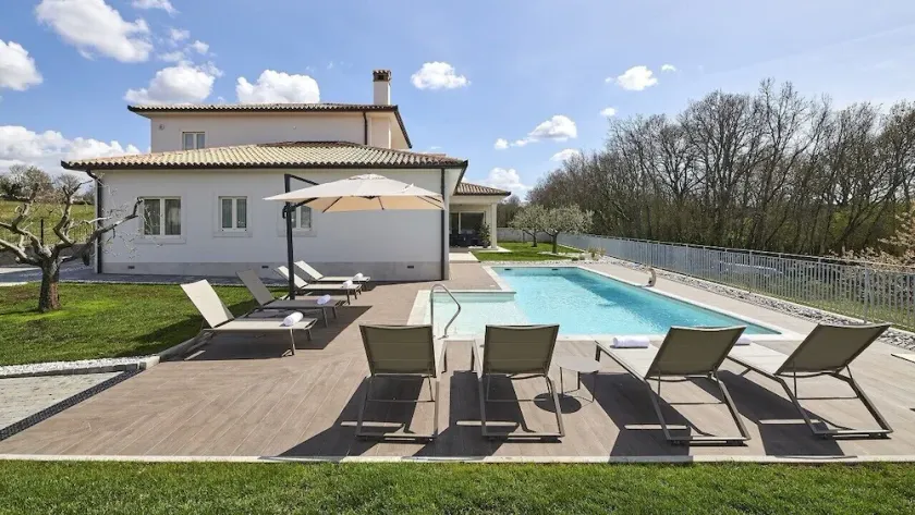 Affascinante Villa Grgo con piscina e mini wellness - Image 1