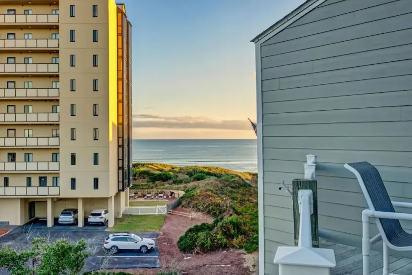 WAVE Reviews, Oceanfront - Image 1